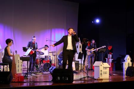 Nejc Frank in snežinke s